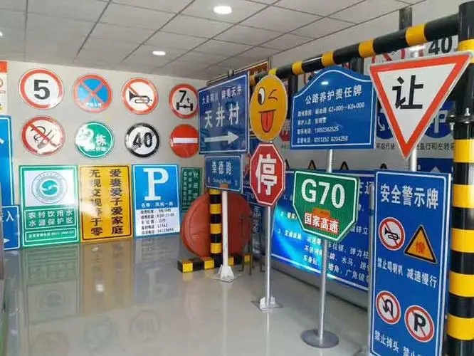 四川广告设计如何进行LED电路保护 ?