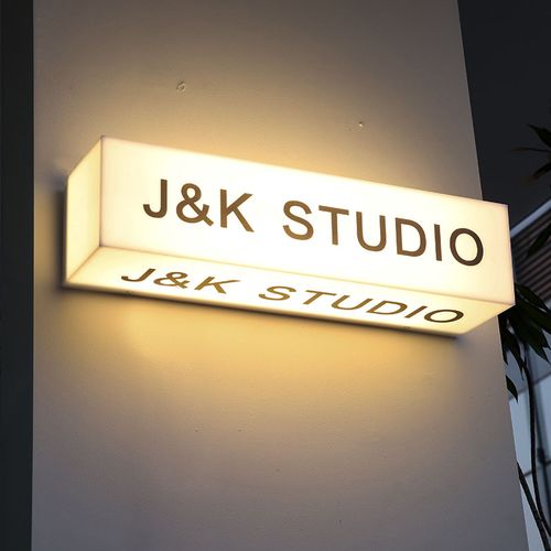 四川华蔓广告LED超薄广告灯箱的优势有那些?