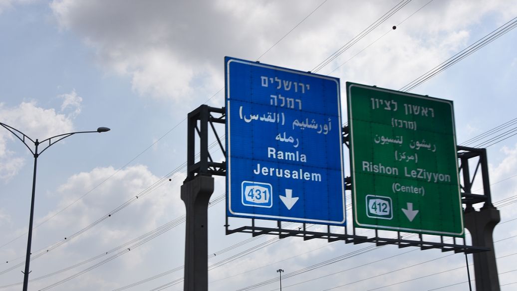 ��ͨ��־����������